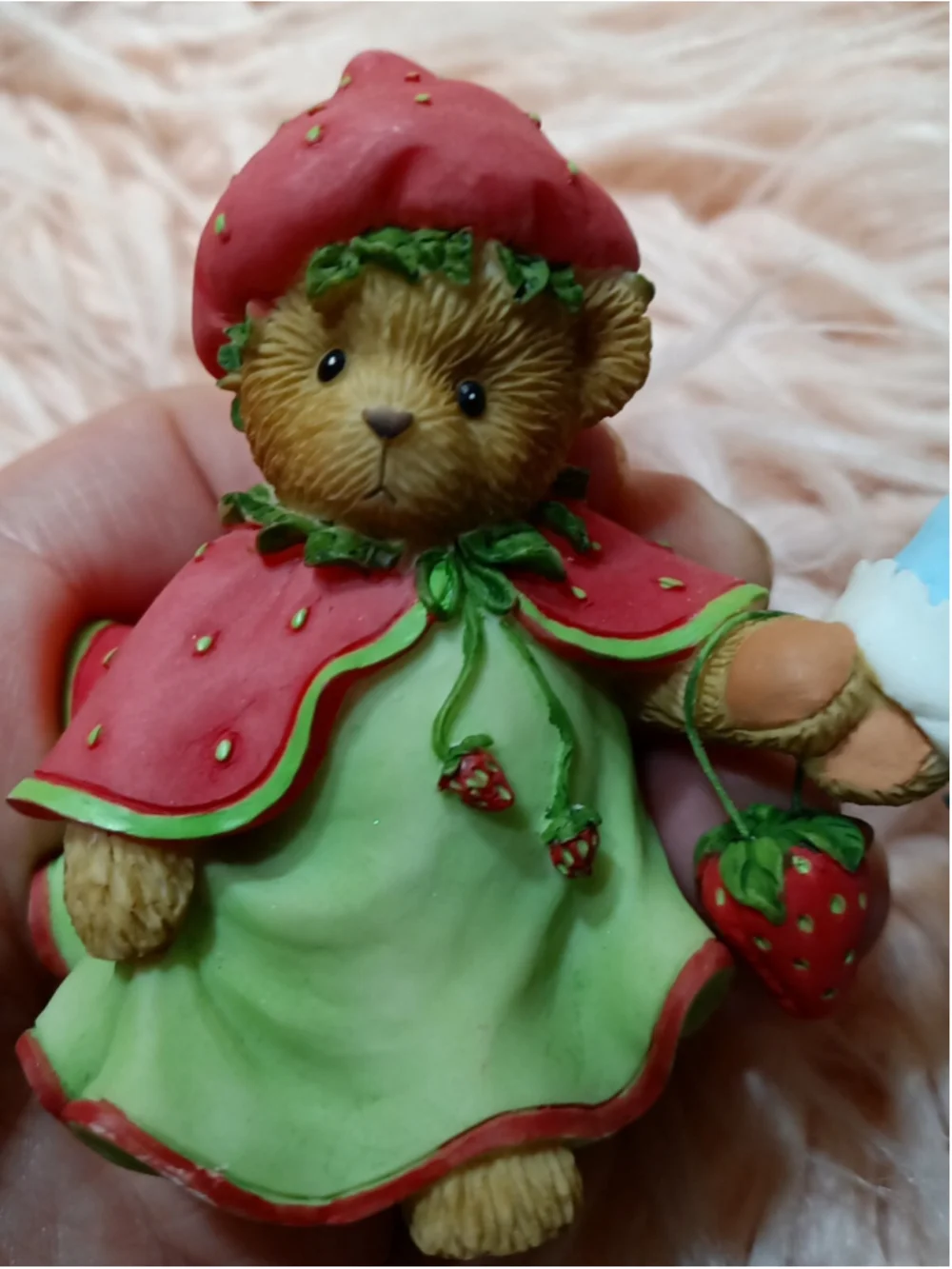 Cherished Teddies, Bill & Linda, 2008 Club Exclusive Costume Strawberry Balloons
